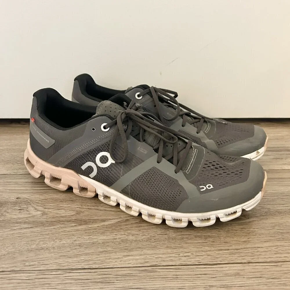 On Women's Oncloud Cloudflow Running Sneakers in Rock Rose Pink Size 10.5